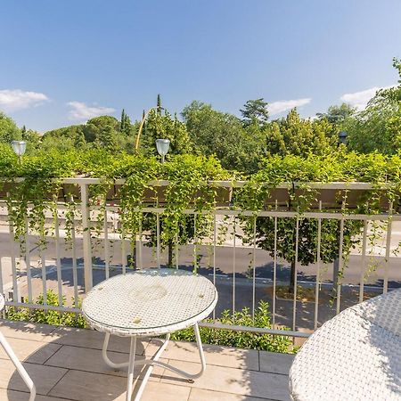 Crys: Apartments, Holiday, Business, Blu Verona Exterior foto